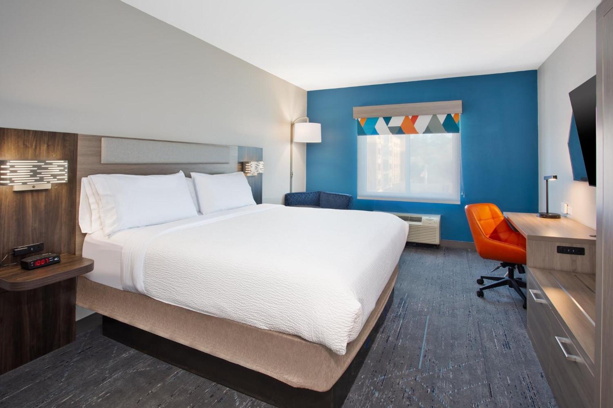 Holiday Inn Express Augusta North By Ihg Exterior photo