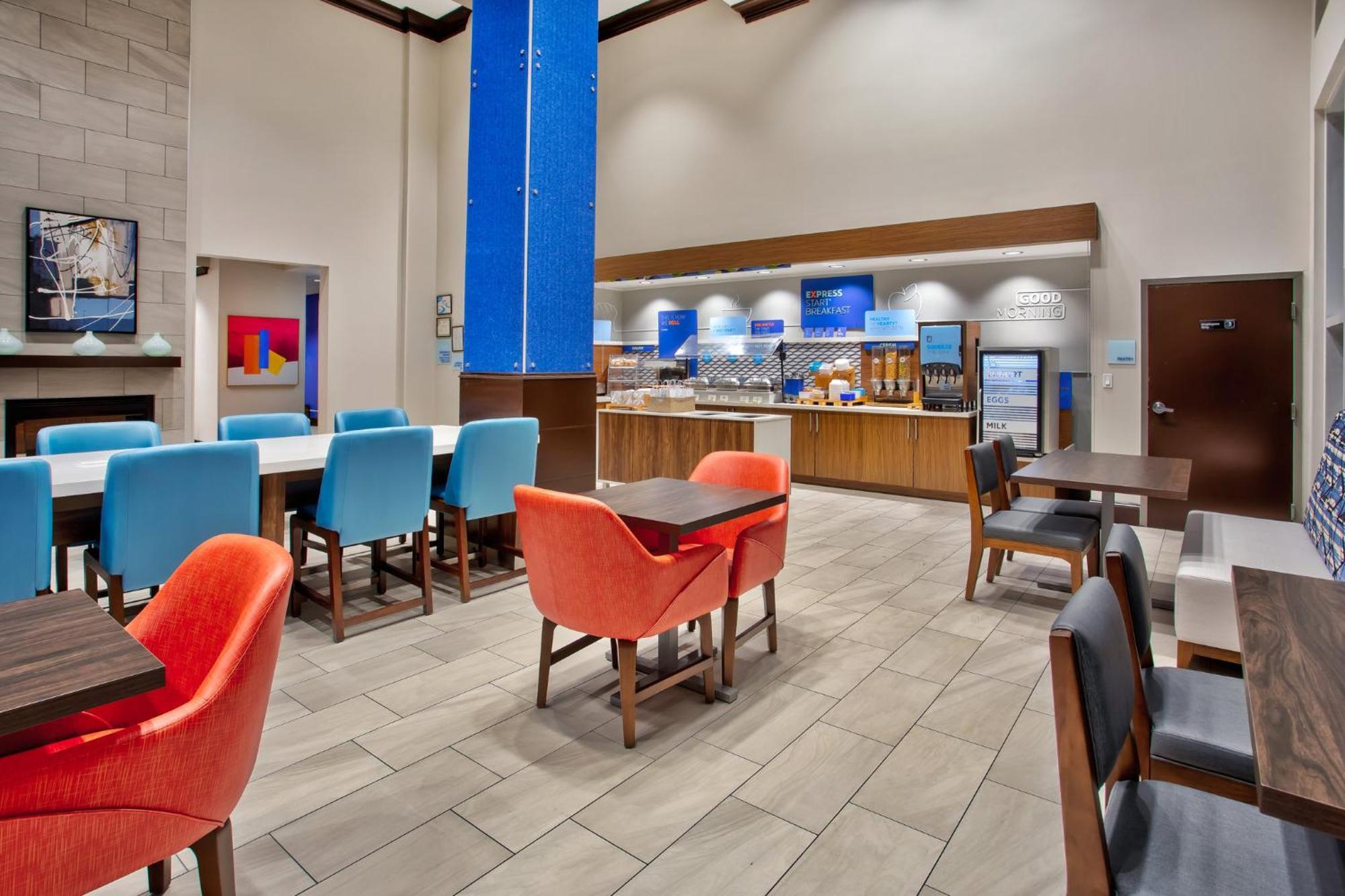 Holiday Inn Express Augusta North By Ihg Exterior photo