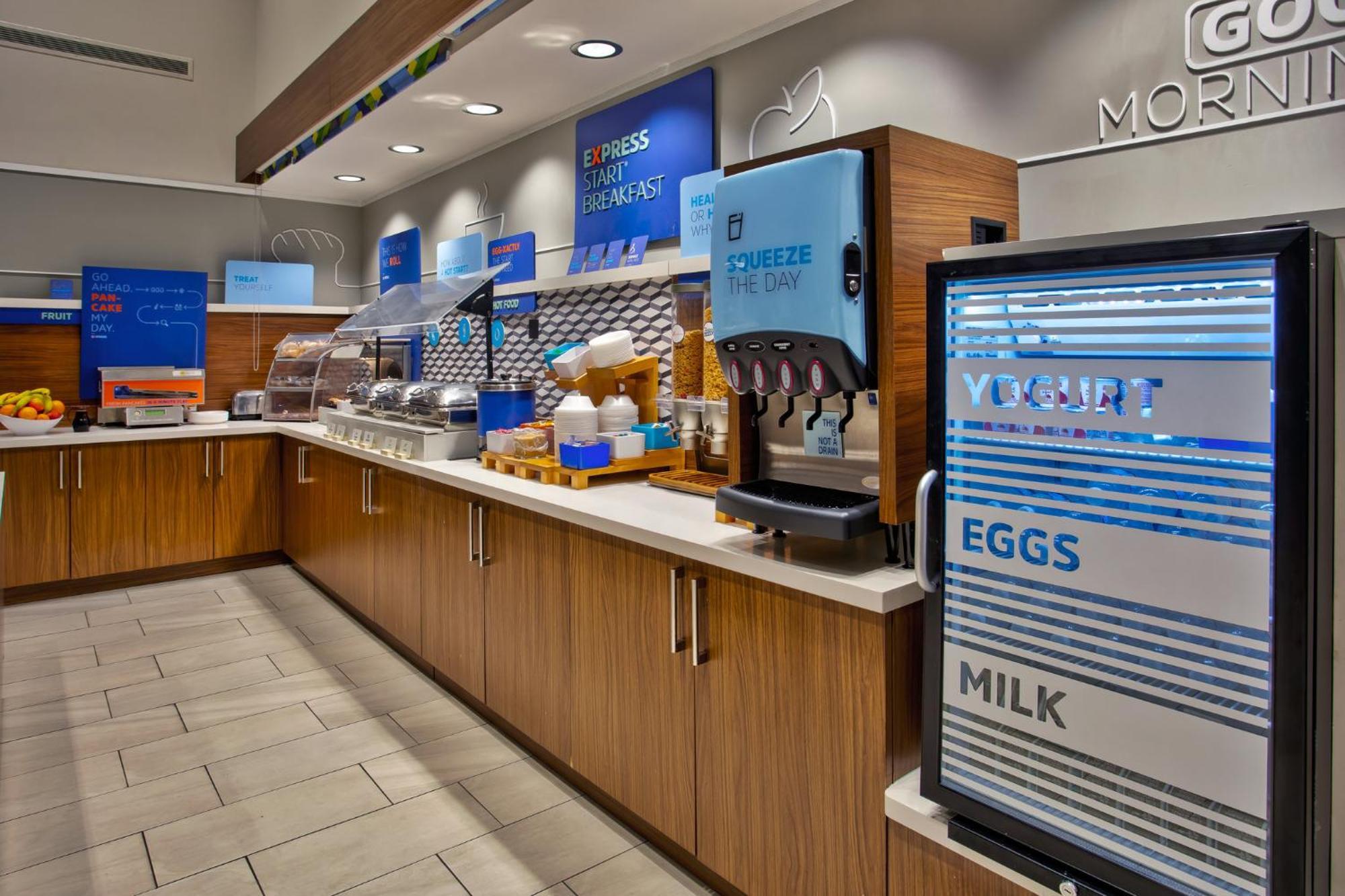 Holiday Inn Express Augusta North By Ihg Exterior photo
