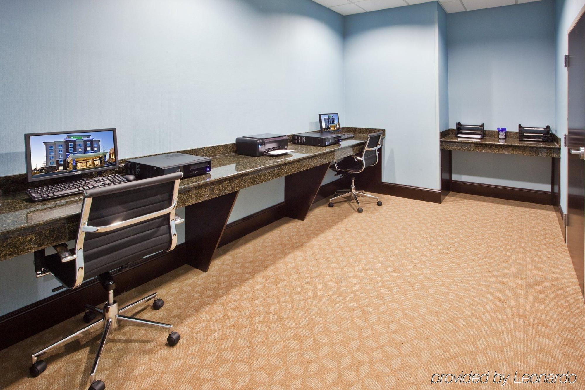 Holiday Inn Express Augusta North By Ihg Facilities photo